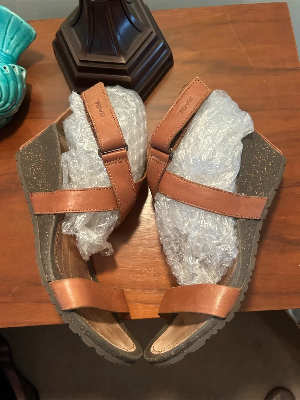 Teva Tan Leather Cross-Strap Sandals - Picture 5 of 8